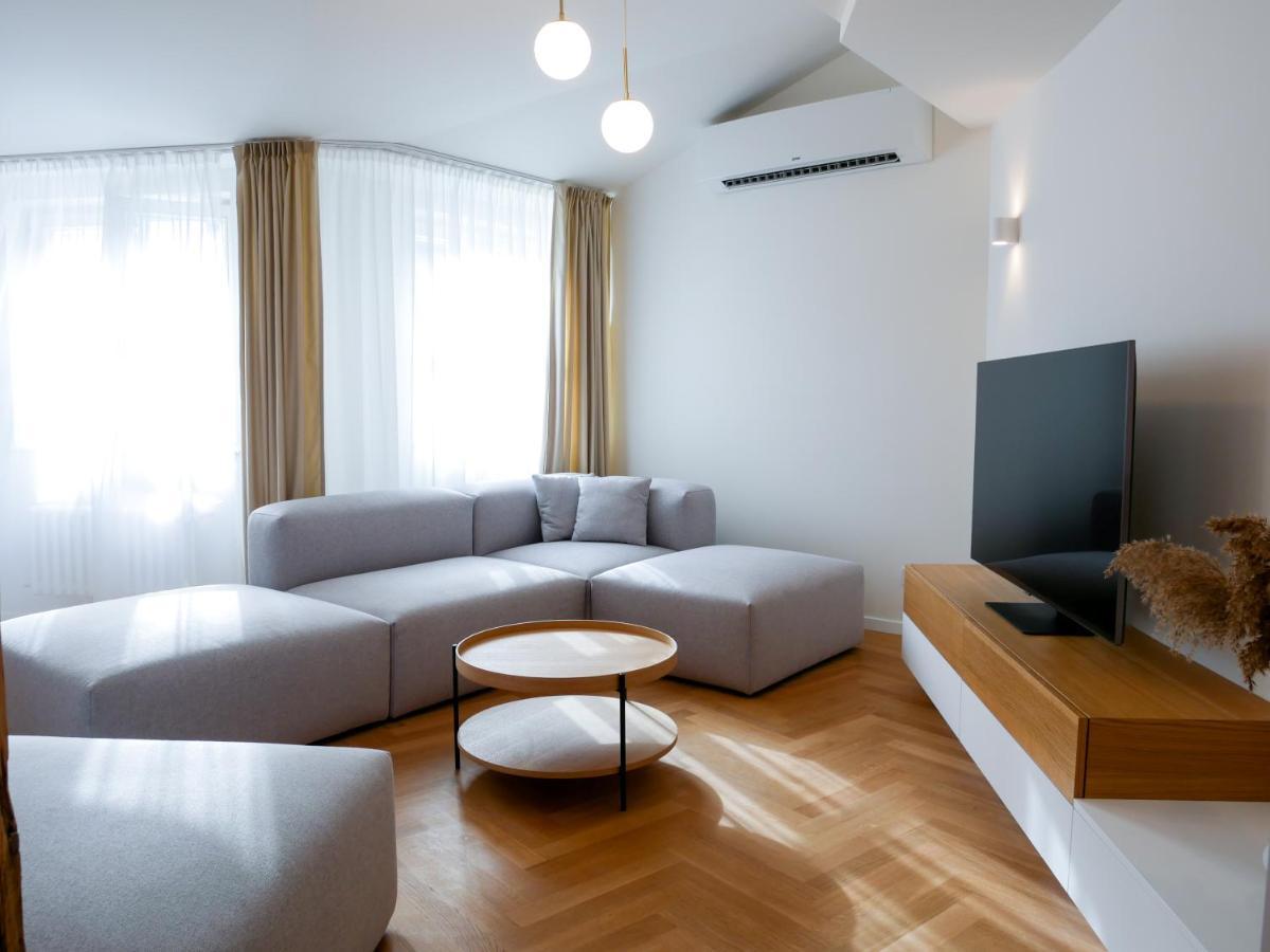 Laurinska 1 Apartments Bratislava Bagian luar foto