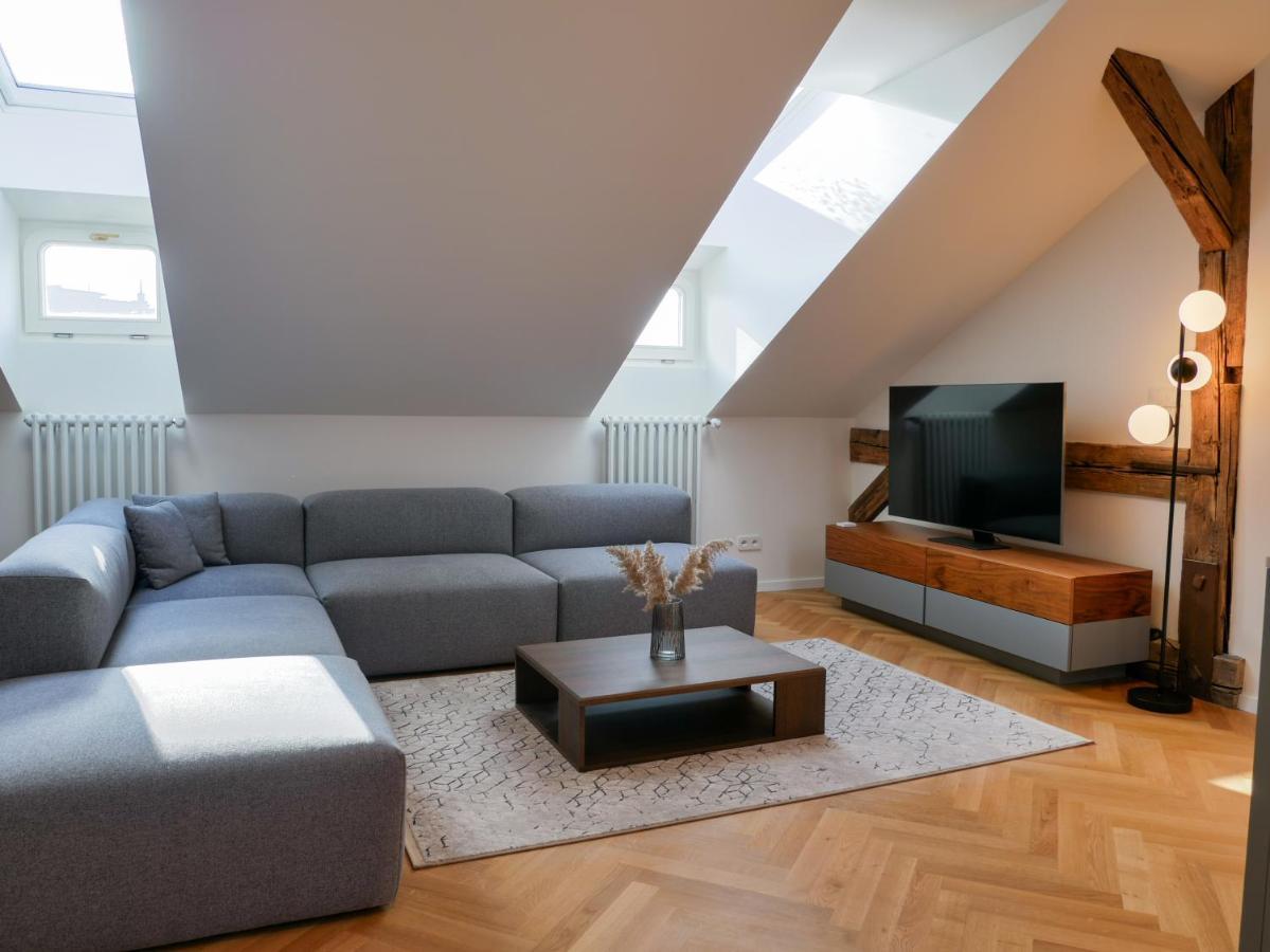 Laurinska 1 Apartments Bratislava Bagian luar foto