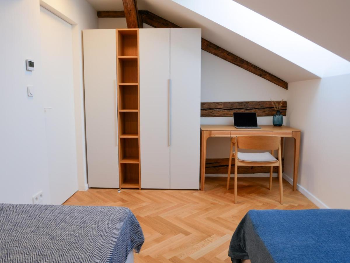 Laurinska 1 Apartments Bratislava Bagian luar foto