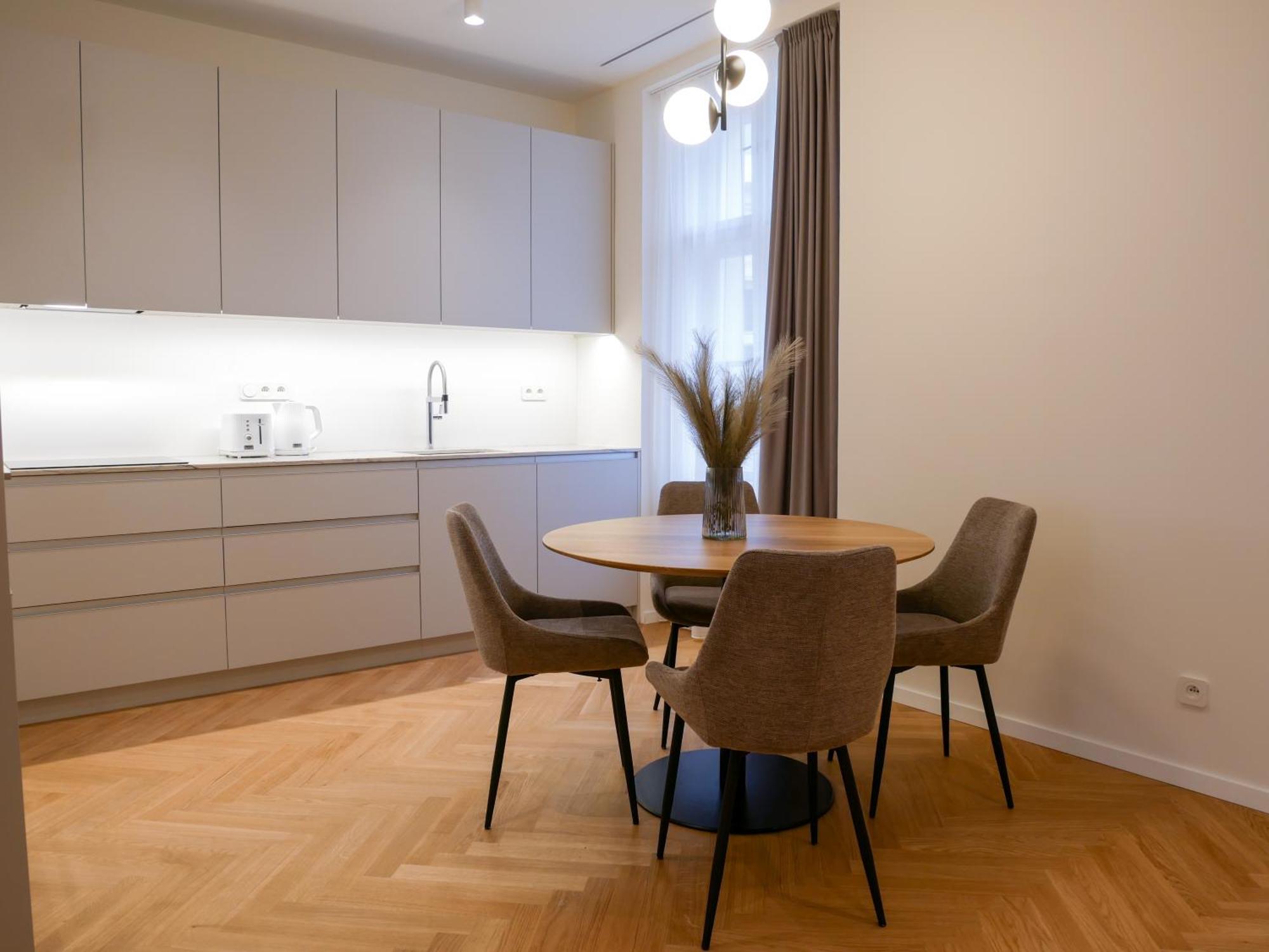 Laurinska 1 Apartments Bratislava Bagian luar foto