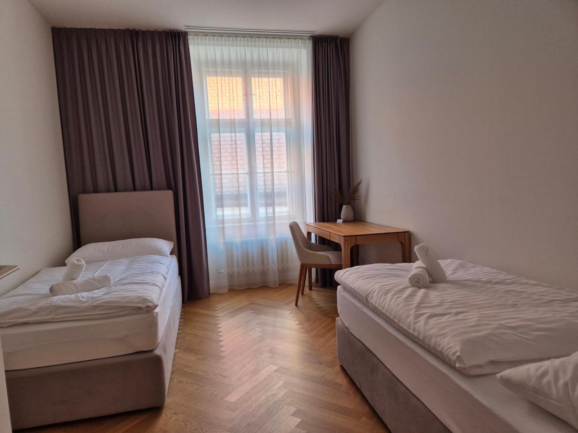 Laurinska 1 Apartments Bratislava Bagian luar foto
